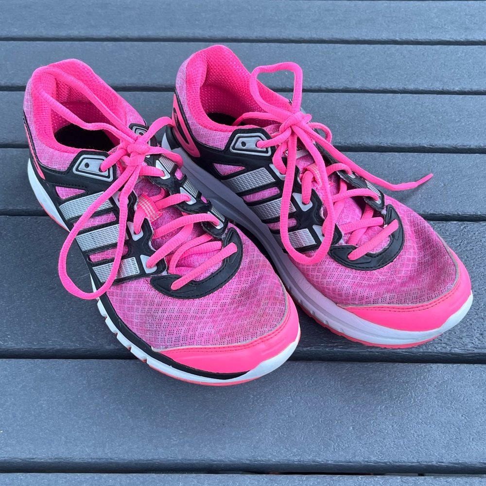 Adidas; Duramo 6 Athletic Shoe; Solar Pink/Black; Moderate Wear; Woman’s 7.5